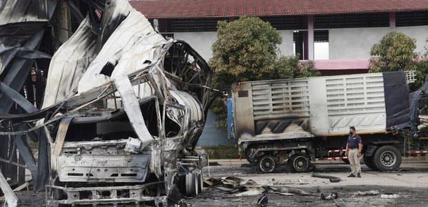 Arenati negoziati di pace a Patani per bombe e omicidi