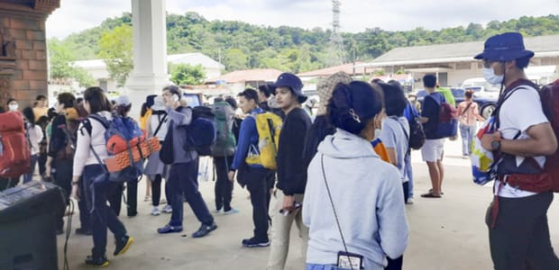 Gioventù laotiana senza futuro, la migliore esportazione in Thailandia