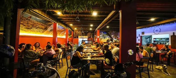 Avvelenamento da metanolo a Vang Vieng in Laos, prevenibile Avvelenamento da metanolo a Vang Vieng in Laos, prevenibile