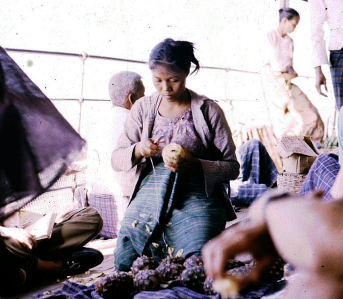 economia del Myanmar che alimenta crisi umanitaria