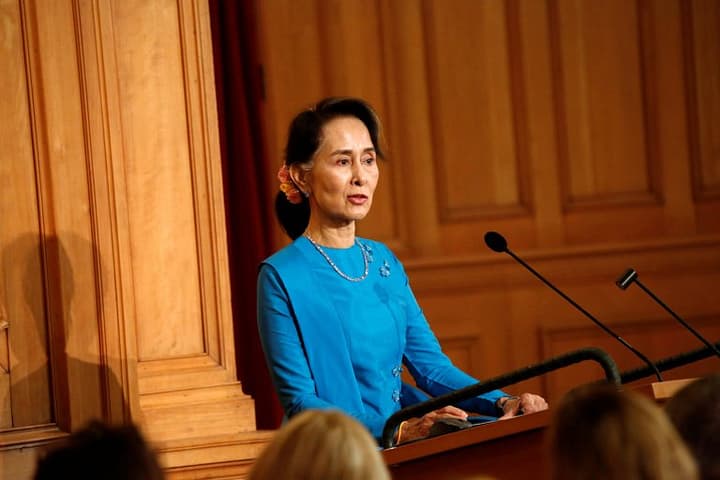 aung san suu kyi