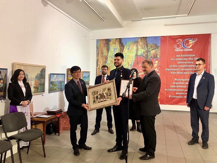 Legami tra Vietnam e Ucraina: una posizione più bilanciata