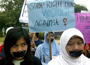 violenza alle donne in Indonesia