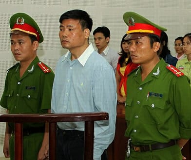 condannato blogger nhat legge dei media
