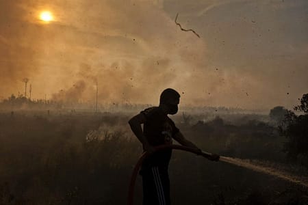 Annosi incendi delle piantagioni indonesiane e l’aria in Malesia
